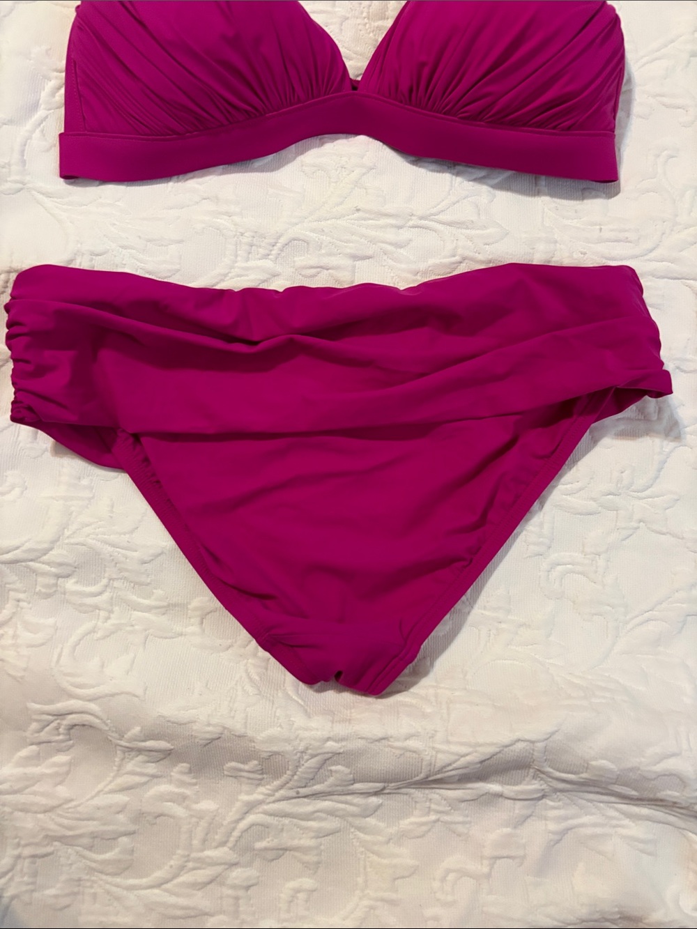 2bamboo‎ Fuchsia Ruched Bikini Set - Picture 3 of 7